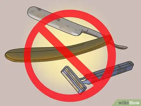 Image titled Know if Your Razor Needs Stropping Step 3