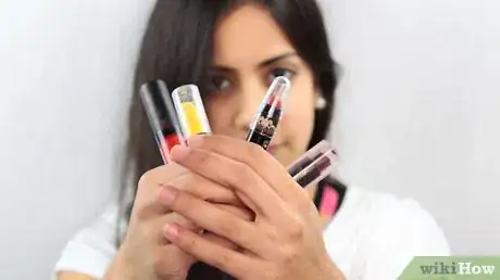 Image titled Apply Lip Color Step 1