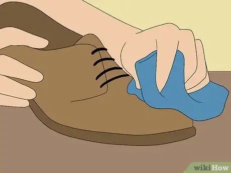 Image titled Prep a Shoe for Painting Step 10