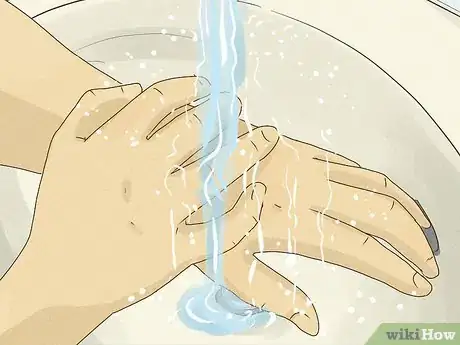 Image titled Avoid Armpit Swelling Step 1