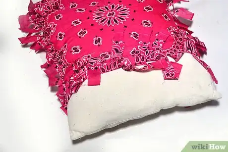 Image titled Make a Pillow Out of a Bandana Step 12