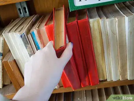 Image titled Read Good Books Step 2