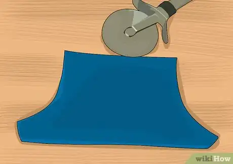 Image titled Make a Minion Cake Step 20