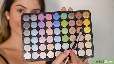 Image titled Apply Eyeshadow in Your Crease Step 4