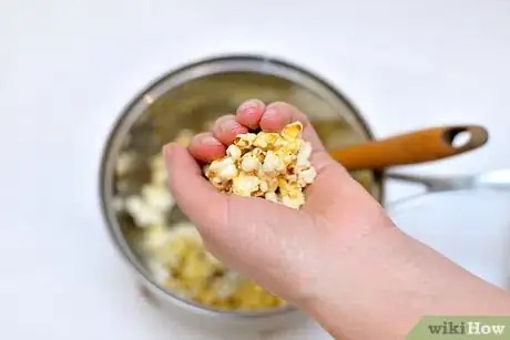 Image titled Make Cotton Candy Flavored Popcorn Step 16