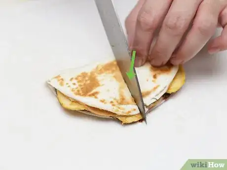 Image titled Make a Peanut Butter and Banana Sandwich Step 21