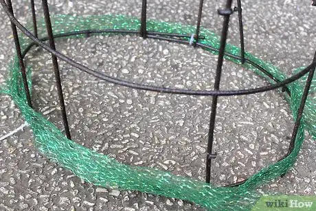 Image titled Make a Tomato Cage Christmas Tree Step 8