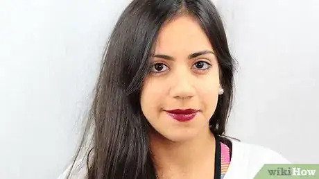 Image titled Apply Lip Color Step 3