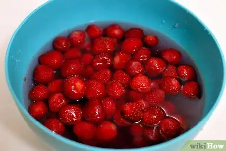 Image titled Make Strawberry Wine Step 2