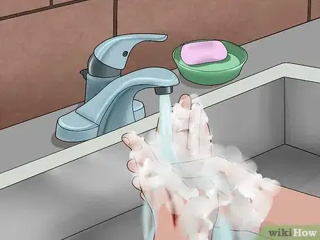 Image titled Stop Mild Bleeding During First Aid Step 5