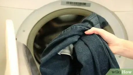 Image titled Make Professional Looking Ripped Jeans Step 3