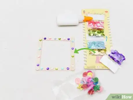 Image titled Make Photo Frames from Ice Cream Sticks Step 3