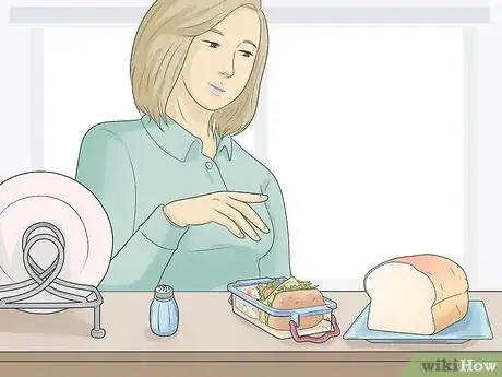 Image titled Get Your Child to Eat Healthy Lunches at School Step 3