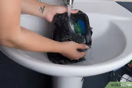 Image titled Tie Dye Using Rit Powder Step 17