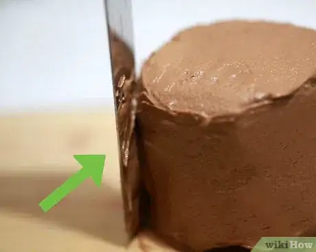 Image titled Frost a Double Layer Cake Step 9