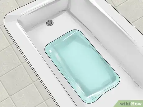 Image titled Help Your Cat Enjoy Having a Bath Step 3