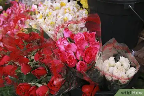 Image titled Buy Fresh Roses Step 1