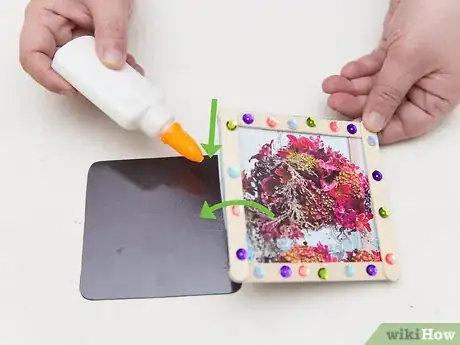 Image titled Make Photo Frames from Ice Cream Sticks Step 8