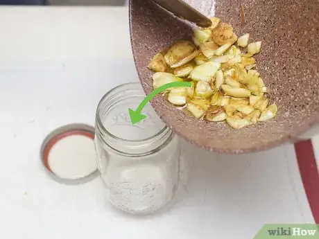 Image titled Caramelize Garlic Step 4
