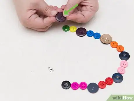 Image titled Make a Button Necklace Step 5