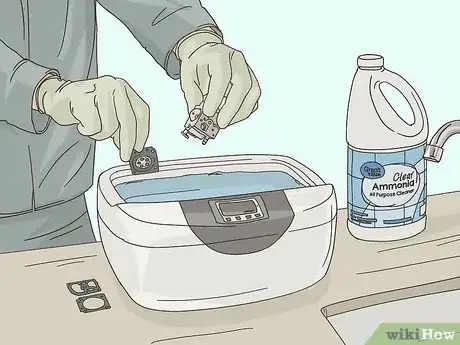 Image titled Clean a Chainsaw Step 8