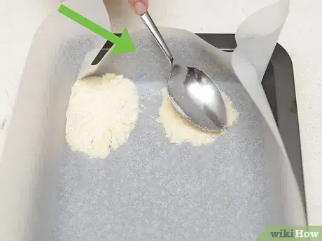 Image titled Make Parmesan Crisps Step 3