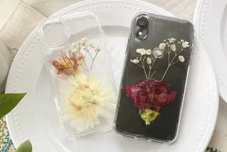 Image titled Pressed flower phone case.jpeg