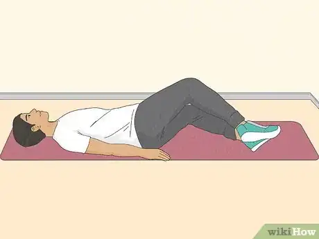 Image titled Do Hip Dips Step 12