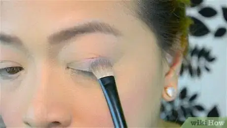 Image titled Apply Eye Makeup for Deep Set Eyes Step 5