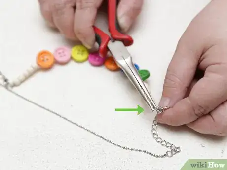 Image titled Make a Button Necklace Step 19