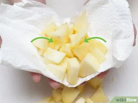 Image titled Make Caramelized Apples Step 4