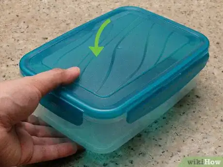 Image titled Freeze Cupcakes Step 9