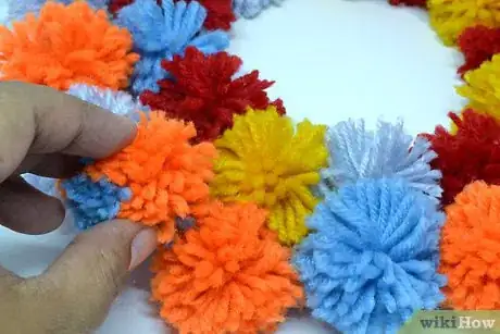 Image titled Make a Pom‐Pom Ball Wreath Step 11