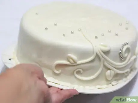Image titled Wrap a Wedding Cake Step 3