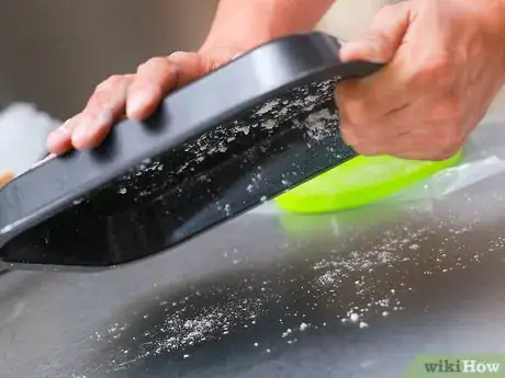 Image titled Line a Cake Tin Step 17