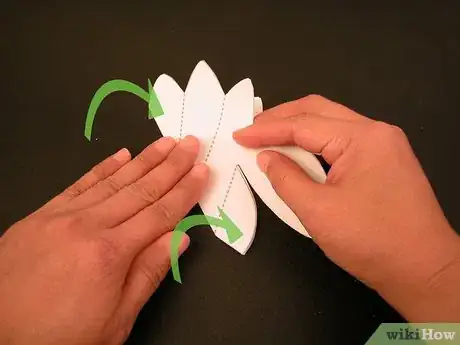 Image titled Make a Turkey Pop up Card (Robert Sabuda Method) Step 5