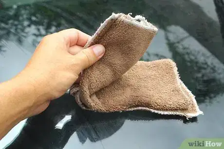 Image titled Clean Glass Step 14