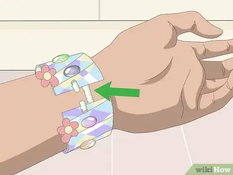 Image titled Make a Toilet Roll Bracelet Step 26