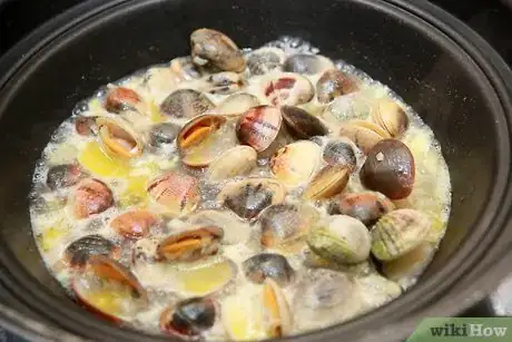 Image titled Cook Little Neck Clams Step 9