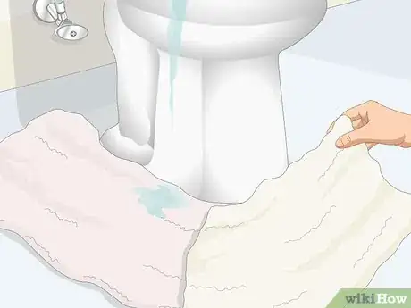 Image titled Plunge a Toilet Step 3