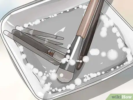 Image titled Prevent Infections Caused by Makeup Step 3