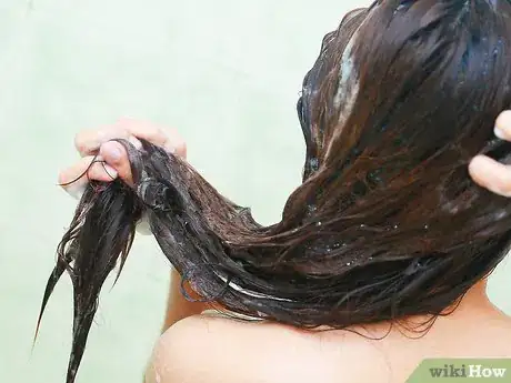Image titled Treat an Oily Scalp and Dry Roots Step 4