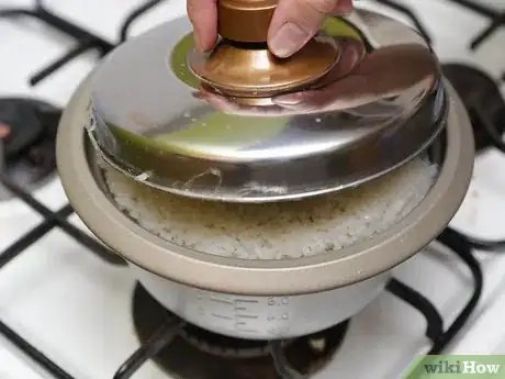 Image titled Make Breakfast Fried Rice Step 8