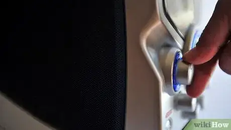 Image titled Prepare Your Family for an Emergency Evacuation Step 11