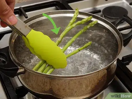 Image titled Clean Asparagus Step 6