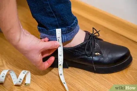 Image titled Turn Your Flare Jeans Into Skinny Jeans Step 11