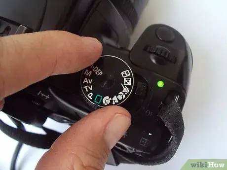 Image titled Transfer Pictures from Camera to Computer Without Any Sofware Step 3