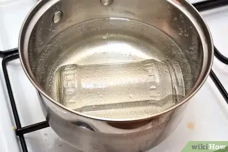 Image titled Reconstitute Dried Garlic Granules Step 1