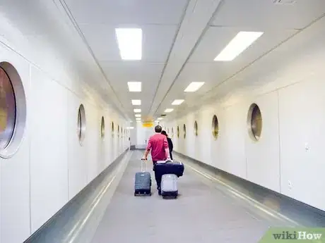 Image titled Reach Valley of Flowers National Park, India Step 1