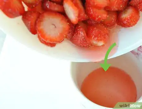 Image titled Make No‐Bake Strawberry Pie Step 5